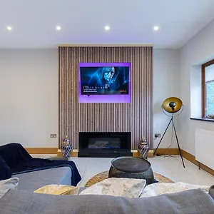  Apartment Boutique Acre Views United Kingdom
